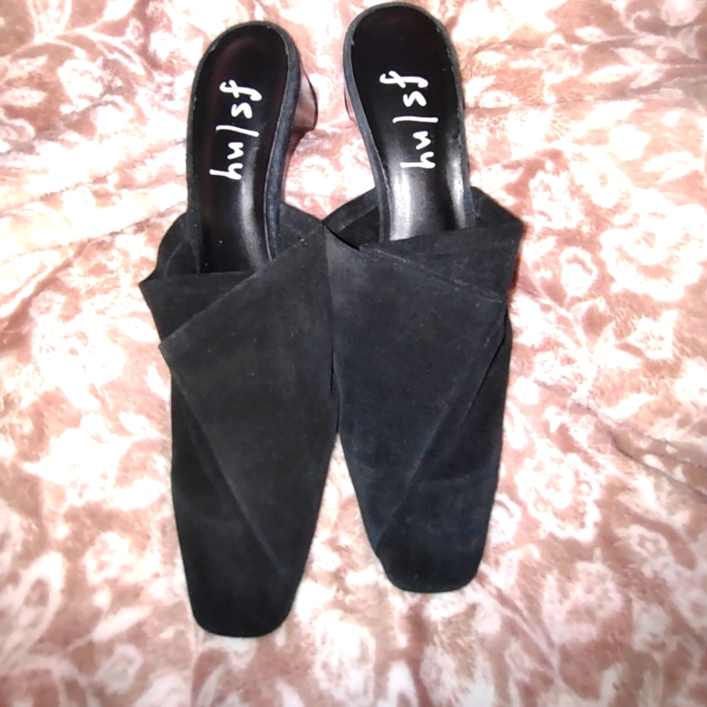 Brazilian made Hulsf slip on